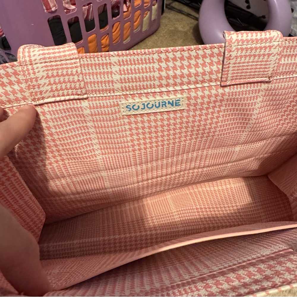 Sojourne Luggage “Bonjour” Pink Checkered Tote Bag NWT*** - Picture 6 of 8